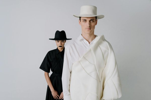 Elevate Your Contemporary Style: Innovative Ways to Incorporate Classic Vintage Handkerchiefs into Your Wardrobe